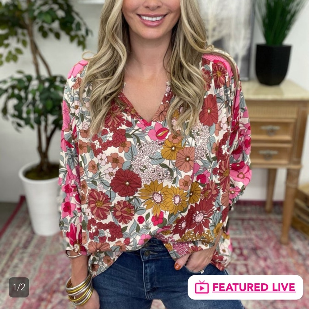 Floral boutique top
